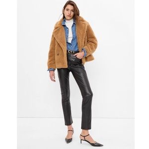 GAP Sherpa Motto jacket. Size M NWT